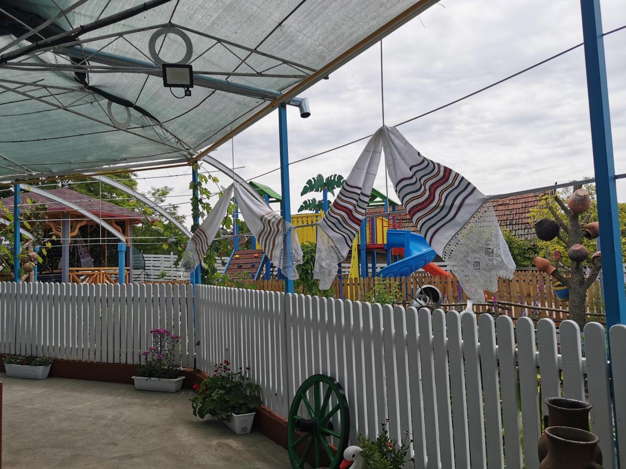 La Madalina Bed & Breakfast Selemet Luaran gambar