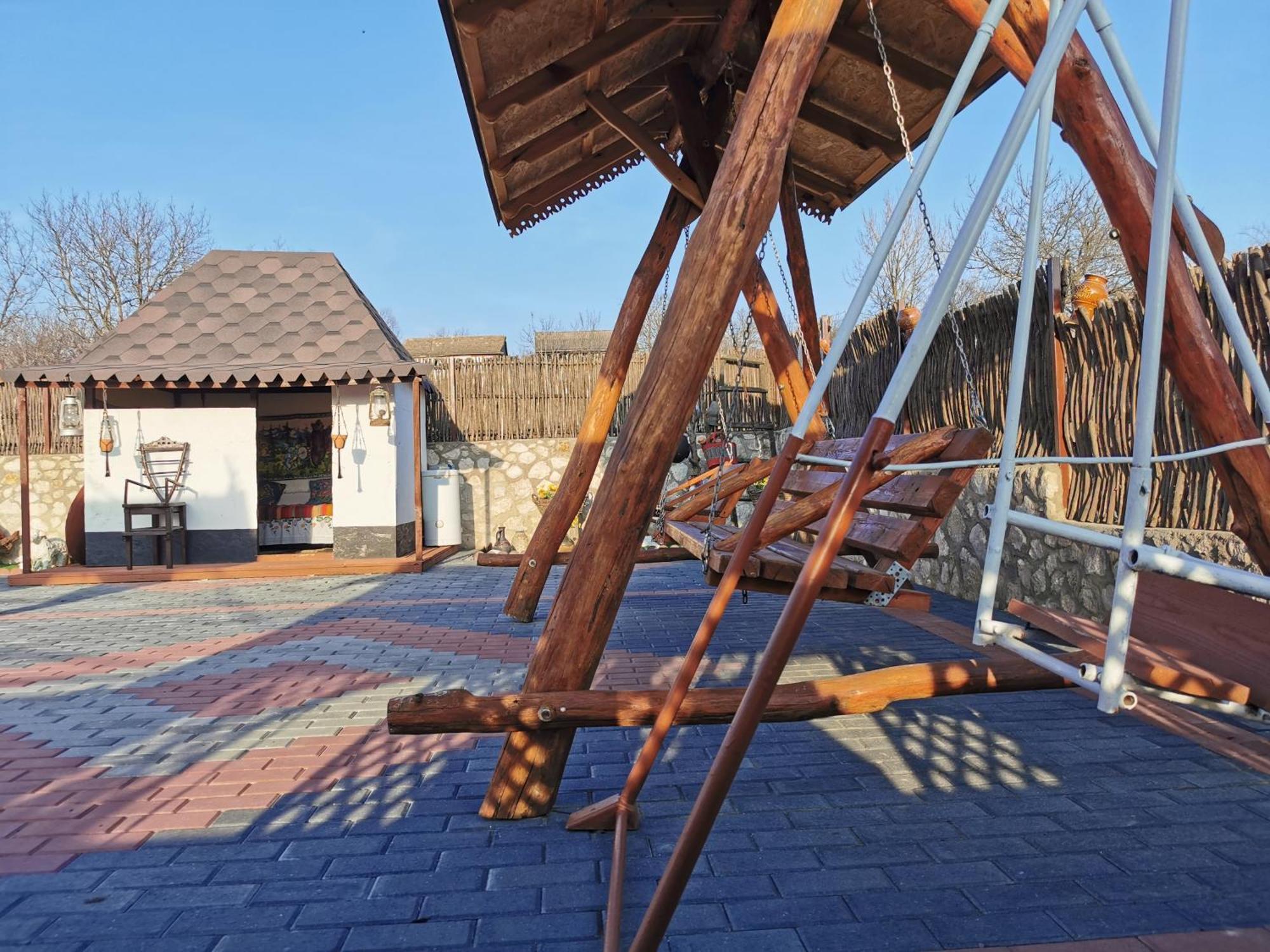 La Madalina Bed & Breakfast Selemet Luaran gambar