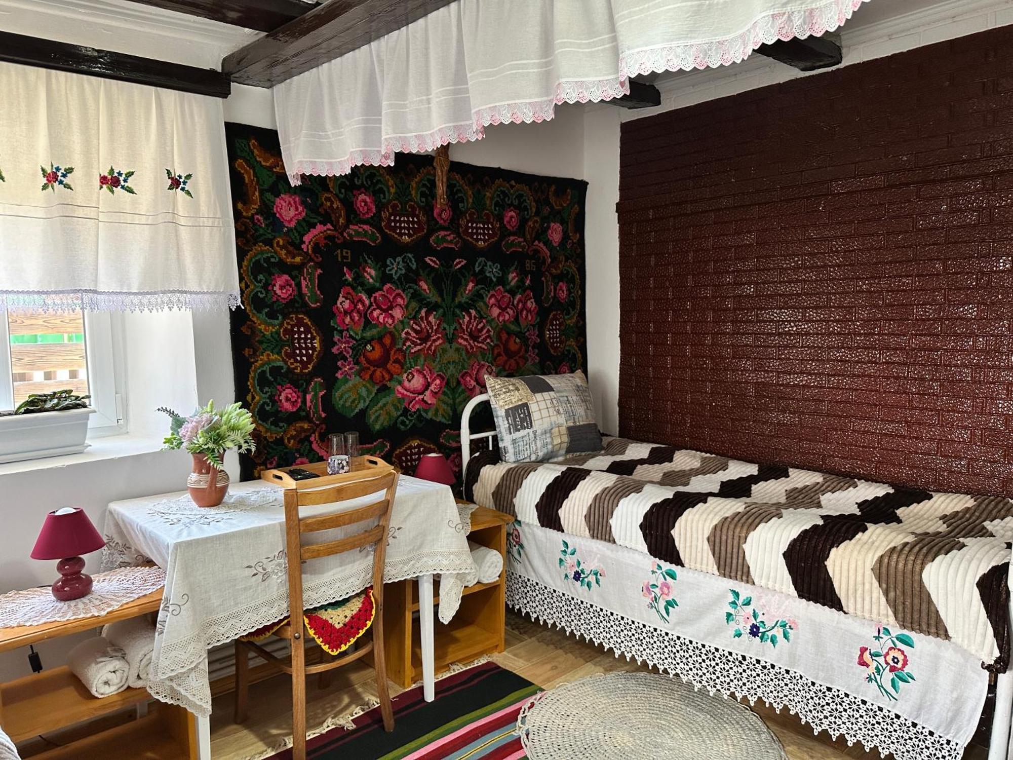 La Madalina Bed & Breakfast Selemet Luaran gambar