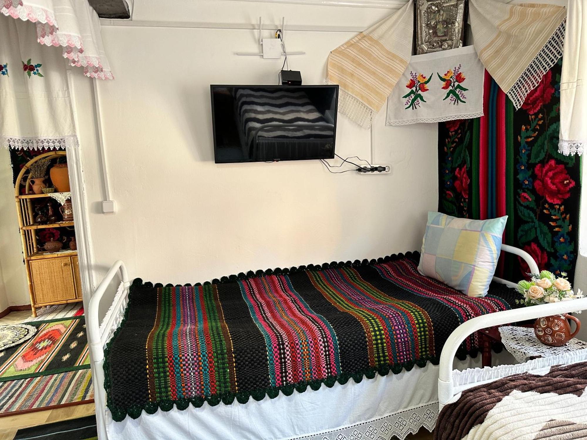 La Madalina Bed & Breakfast Selemet Luaran gambar